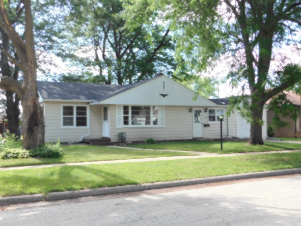 6324 Beech, LOVES PARK, Illinois 61111, 3 Bedrooms Bedrooms, ,1 BathroomBathrooms,House,For Sale,Beech,202603482