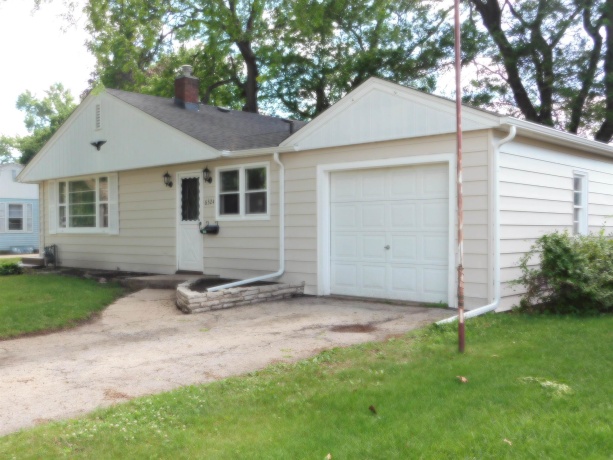 6324 Beech, LOVES PARK, Illinois 61111, 3 Bedrooms Bedrooms, ,1 BathroomBathrooms,House,For Sale,Beech,202603482