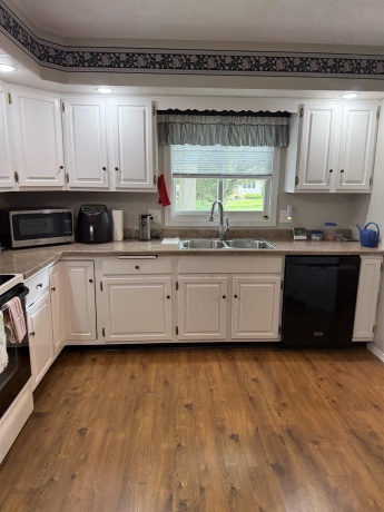 714 Quail Ridge, FREEPORT, Illinois 61032, 2 Bedrooms Bedrooms, ,2 BathroomsBathrooms,Condominium,For Sale,Quail Ridge,202603483