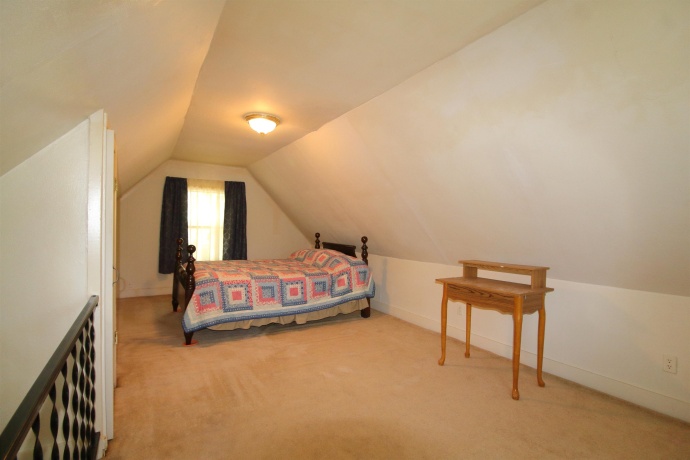 712 Hurlbut, BELVIDERE, Illinois 61008, 2 Bedrooms Bedrooms, ,1 BathroomBathrooms,House,For Sale,Hurlbut,202603487
