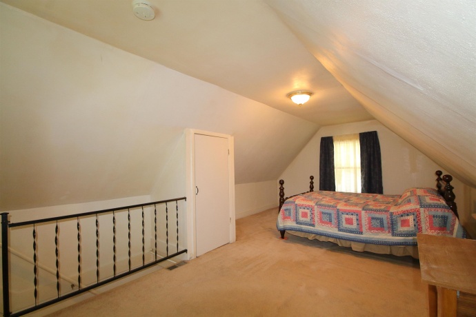 712 Hurlbut, BELVIDERE, Illinois 61008, 2 Bedrooms Bedrooms, ,1 BathroomBathrooms,House,For Sale,Hurlbut,202603487