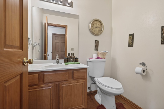 402 Scarlet Oak, POPLAR GROVE, Illinois 61065, 4 Bedrooms Bedrooms, ,2 BathroomsBathrooms,House,For Sale,Scarlet Oak,202603490