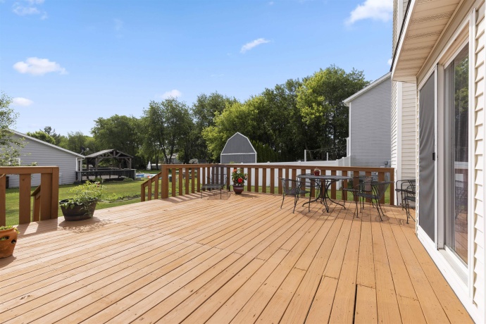 402 Scarlet Oak, POPLAR GROVE, Illinois 61065, 4 Bedrooms Bedrooms, ,2 BathroomsBathrooms,House,For Sale,Scarlet Oak,202603490