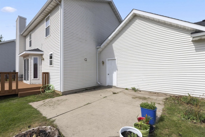402 Scarlet Oak, POPLAR GROVE, Illinois 61065, 4 Bedrooms Bedrooms, ,2 BathroomsBathrooms,House,For Sale,Scarlet Oak,202603490