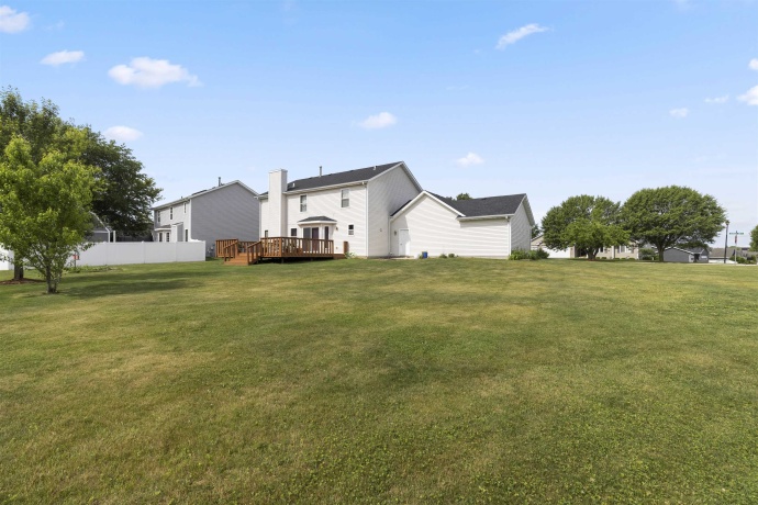402 Scarlet Oak, POPLAR GROVE, Illinois 61065, 4 Bedrooms Bedrooms, ,2 BathroomsBathrooms,House,For Sale,Scarlet Oak,202603490