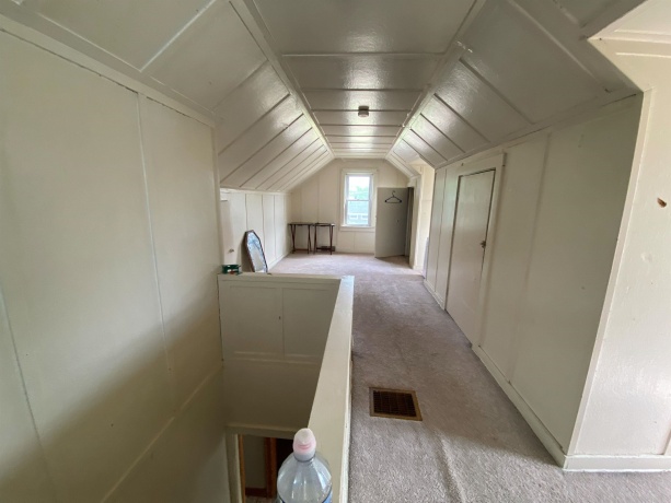 1226 Warren, BELVIDERE, Illinois 61008, 2 Bedrooms Bedrooms, ,1 BathroomBathrooms,House,For Sale,Warren,202603492