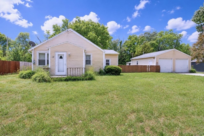 760 Eastern, SOUTH BELOIT, Illinois 61080, 3 Bedrooms Bedrooms, ,1 BathroomBathrooms,House,For Sale,Eastern,202603493