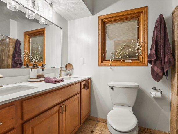 117 Centralia NE, POPLAR GROVE, Illinois 61065, 4 Bedrooms Bedrooms, ,3 BathroomsBathrooms,House,For Sale,Centralia NE,202603494