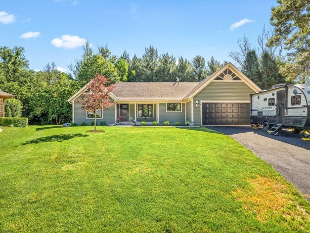 117 Centralia NE, POPLAR GROVE, Illinois 61065, 4 Bedrooms Bedrooms, ,3 BathroomsBathrooms,House,For Sale,Centralia NE,202603494