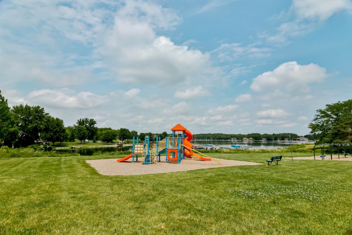 117 Centralia NE, POPLAR GROVE, Illinois 61065, 4 Bedrooms Bedrooms, ,3 BathroomsBathrooms,House,For Sale,Centralia NE,202603494