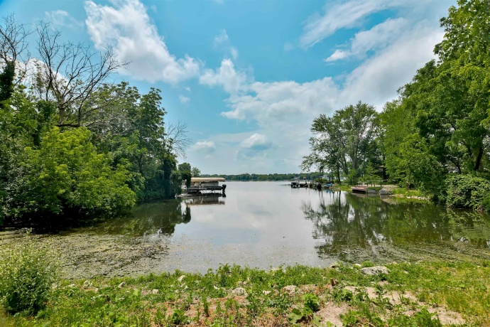 117 Centralia NE, POPLAR GROVE, Illinois 61065, 4 Bedrooms Bedrooms, ,3 BathroomsBathrooms,House,For Sale,Centralia NE,202603494