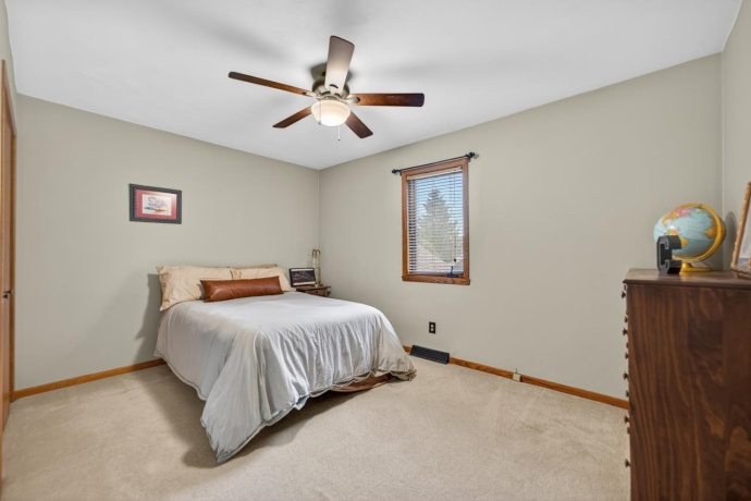 2802 ENGLISH, ROCKFORD, Illinois 61114, 4 Bedrooms Bedrooms, ,3 BathroomsBathrooms,House,For Sale,ENGLISH,202603495