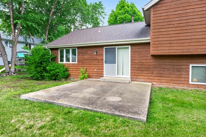 2802 ENGLISH, ROCKFORD, Illinois 61114, 4 Bedrooms Bedrooms, ,3 BathroomsBathrooms,House,For Sale,ENGLISH,202603495