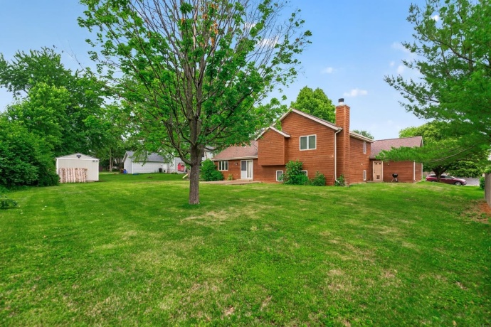 2802 ENGLISH, ROCKFORD, Illinois 61114, 4 Bedrooms Bedrooms, ,3 BathroomsBathrooms,House,For Sale,ENGLISH,202603495