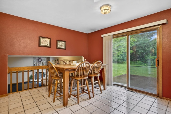 2802 ENGLISH, ROCKFORD, Illinois 61114, 4 Bedrooms Bedrooms, ,3 BathroomsBathrooms,House,For Sale,ENGLISH,202603495