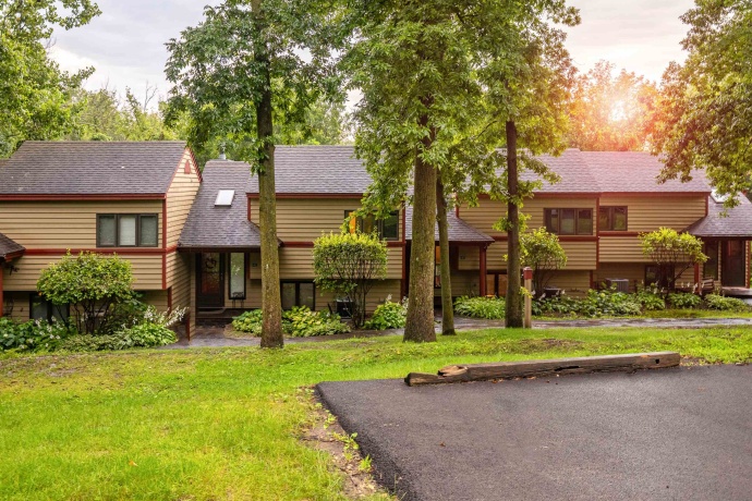 41 Spring Creek, GALENA, Illinois 61036, 2 Bedrooms Bedrooms, ,2 BathroomsBathrooms,Condominium,For Sale,Spring Creek,202601133