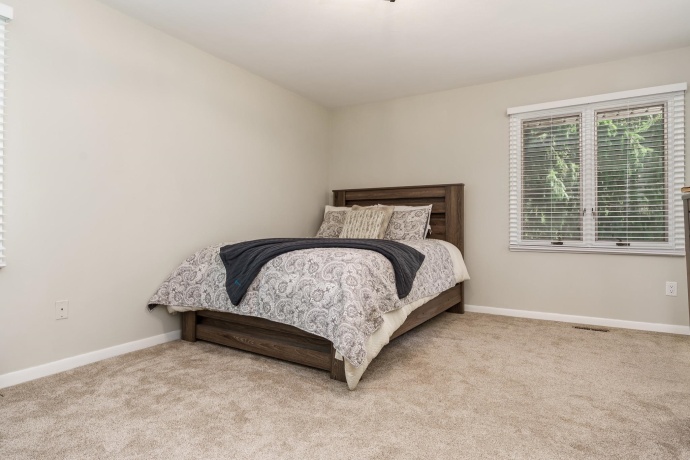 11335 Bayberry, ROSCOE, Illinois 61073, 4 Bedrooms Bedrooms, ,3 BathroomsBathrooms,House,For Sale,Bayberry,202603496