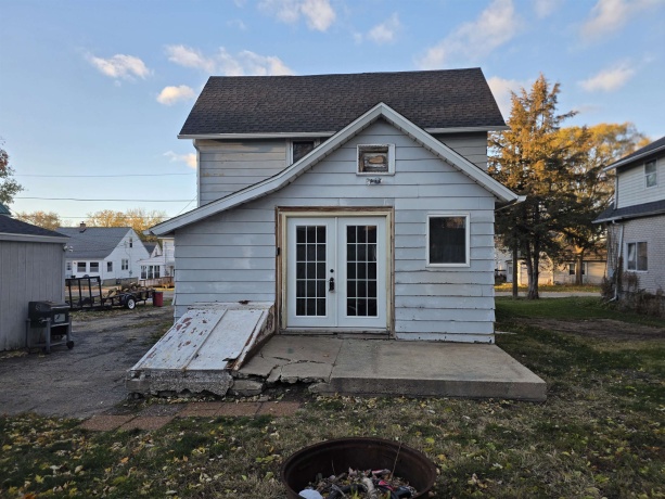 1510 2nd, DIXON, Illinois 61021, 3 Bedrooms Bedrooms, ,1 BathroomBathrooms,House,For Sale,2nd,202603497