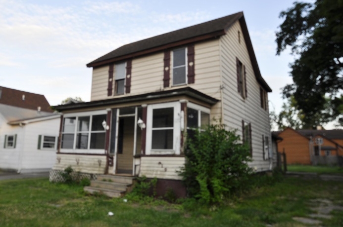 919 Webster, OTTAWA, Illinois 61350, 3 Bedrooms Bedrooms, ,House,For Sale,Webster,202603498