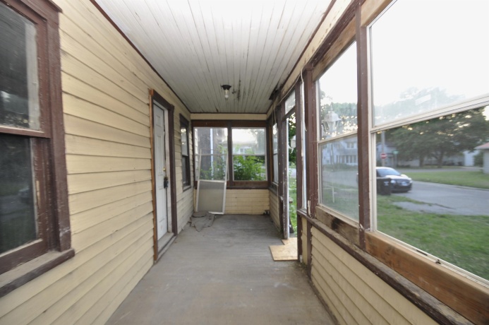 919 Webster, OTTAWA, Illinois 61350, 3 Bedrooms Bedrooms, ,House,For Sale,Webster,202603498
