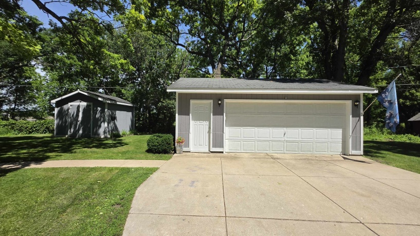 22326 Terry, LAKE VILLA, Illinois 60046, 3 Bedrooms Bedrooms, ,2 BathroomsBathrooms,House,For Sale,Terry,202603500
