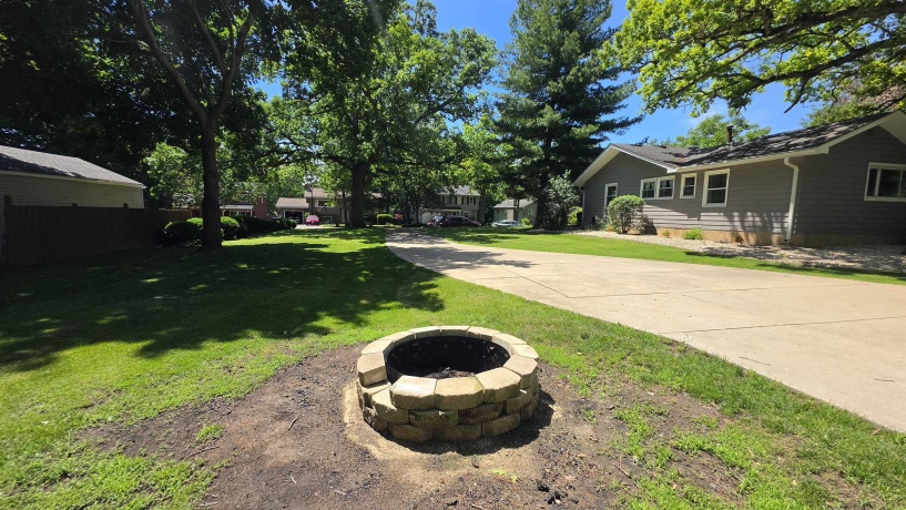 22326 Terry, LAKE VILLA, Illinois 60046, 3 Bedrooms Bedrooms, ,2 BathroomsBathrooms,House,For Sale,Terry,202603500