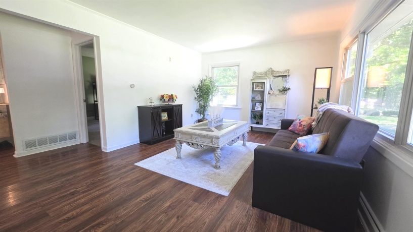 22326 Terry, LAKE VILLA, Illinois 60046, 3 Bedrooms Bedrooms, ,2 BathroomsBathrooms,House,For Sale,Terry,202603500
