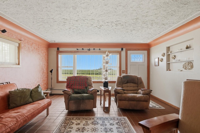 31040 Penrose, STERLING, Illinois 61081, 5 Bedrooms Bedrooms, ,3 BathroomsBathrooms,House,For Sale,Penrose,202603501