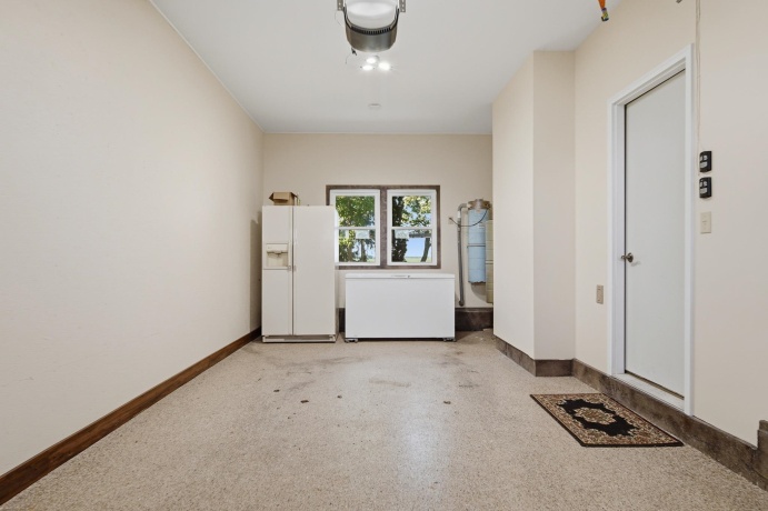 31040 Penrose, STERLING, Illinois 61081, 5 Bedrooms Bedrooms, ,3 BathroomsBathrooms,House,For Sale,Penrose,202603501