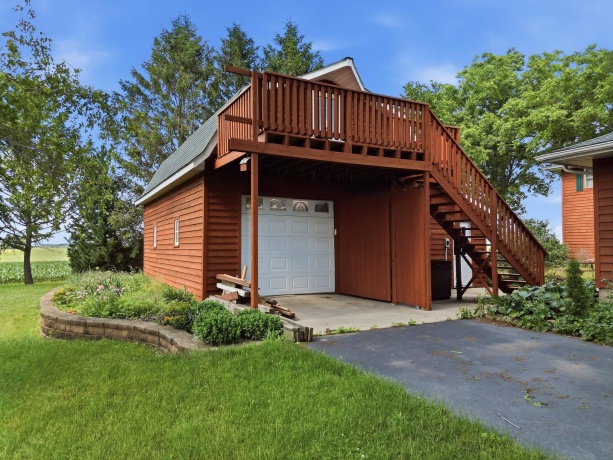 31040 Penrose, STERLING, Illinois 61081, 5 Bedrooms Bedrooms, ,3 BathroomsBathrooms,House,For Sale,Penrose,202603501