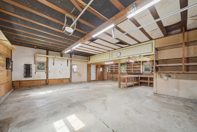 31040 Penrose, STERLING, Illinois 61081, 5 Bedrooms Bedrooms, ,3 BathroomsBathrooms,House,For Sale,Penrose,202603501