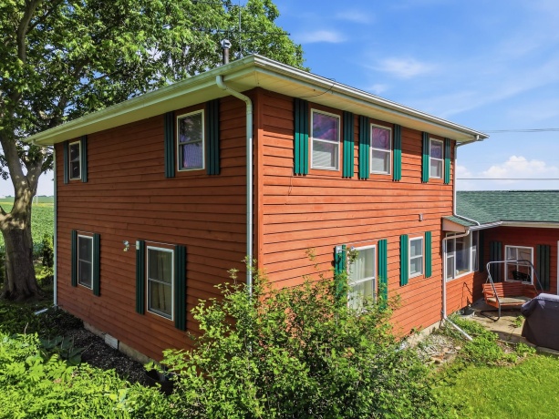 31040 Penrose, STERLING, Illinois 61081, 5 Bedrooms Bedrooms, ,3 BathroomsBathrooms,House,For Sale,Penrose,202603501