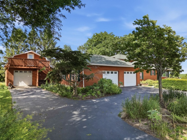 31040 Penrose, STERLING, Illinois 61081, 5 Bedrooms Bedrooms, ,3 BathroomsBathrooms,House,For Sale,Penrose,202603501