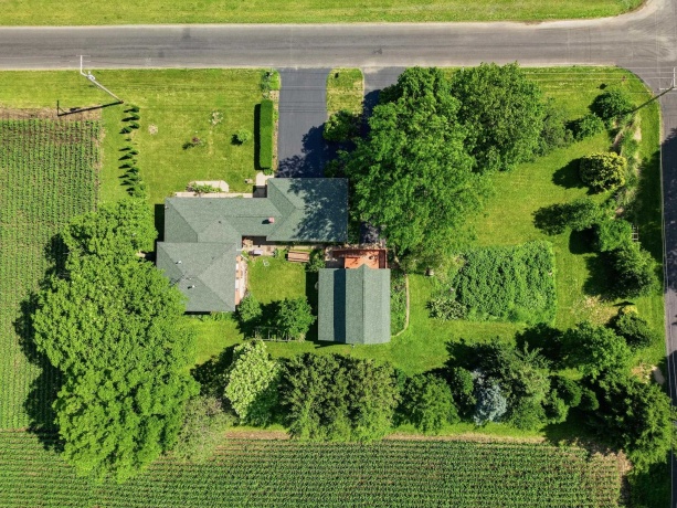 31040 Penrose, STERLING, Illinois 61081, 5 Bedrooms Bedrooms, ,3 BathroomsBathrooms,House,For Sale,Penrose,202603501