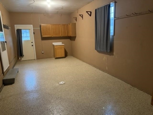 1421 25th Street, Peru, Illinois 61354, 3 Bedrooms Bedrooms, ,1 BathroomBathrooms,House,For Sale,25th Street,202603504