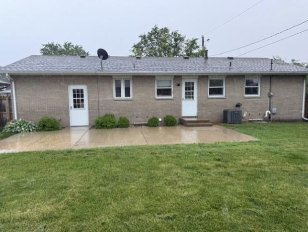 1421 25th Street, Peru, Illinois 61354, 3 Bedrooms Bedrooms, ,1 BathroomBathrooms,House,For Sale,25th Street,202603504