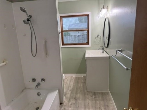 1421 25th Street, Peru, Illinois 61354, 3 Bedrooms Bedrooms, ,1 BathroomBathrooms,House,For Sale,25th Street,202603504