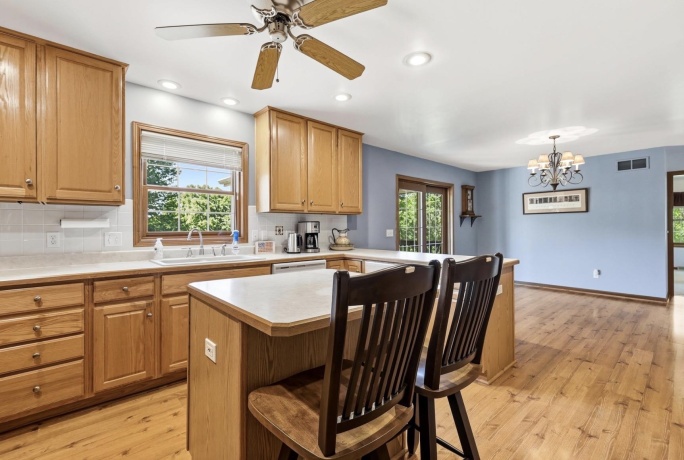 51 Shenandoah Dr, GALENA, Illinois 61036, 4 Bedrooms Bedrooms, ,3 BathroomsBathrooms,House,For Sale,Shenandoah Dr,202603505