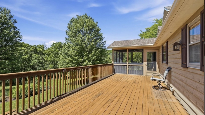 51 Shenandoah Dr, GALENA, Illinois 61036, 4 Bedrooms Bedrooms, ,3 BathroomsBathrooms,House,For Sale,Shenandoah Dr,202603505