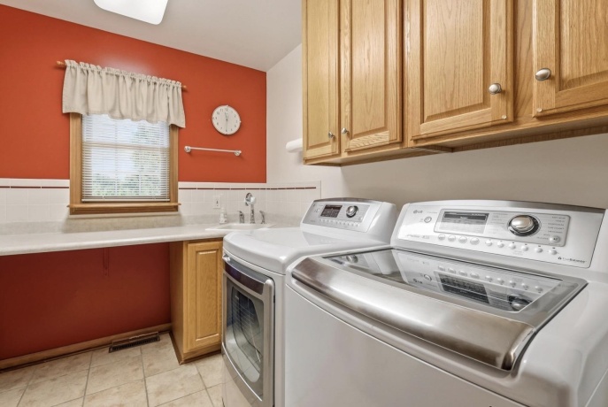 51 Shenandoah Dr, GALENA, Illinois 61036, 4 Bedrooms Bedrooms, ,3 BathroomsBathrooms,House,For Sale,Shenandoah Dr,202603505