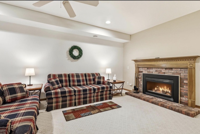 51 Shenandoah Dr, GALENA, Illinois 61036, 4 Bedrooms Bedrooms, ,3 BathroomsBathrooms,House,For Sale,Shenandoah Dr,202603505