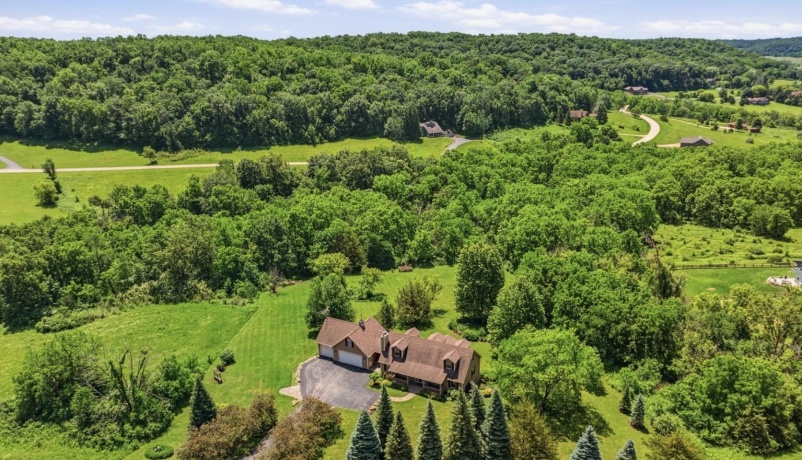 51 Shenandoah Dr, GALENA, Illinois 61036, 4 Bedrooms Bedrooms, ,3 BathroomsBathrooms,House,For Sale,Shenandoah Dr,202603505