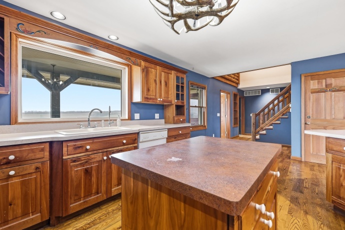 11516 Loran, MOUNT CARROLL, Illinois 61053, 5 Bedrooms Bedrooms, ,3 BathroomsBathrooms,House,For Sale,Loran,202603506