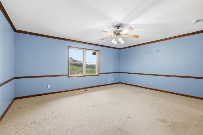 11516 Loran, MOUNT CARROLL, Illinois 61053, 5 Bedrooms Bedrooms, ,3 BathroomsBathrooms,House,For Sale,Loran,202603506