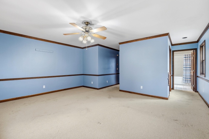 11516 Loran, MOUNT CARROLL, Illinois 61053, 5 Bedrooms Bedrooms, ,3 BathroomsBathrooms,House,For Sale,Loran,202603506