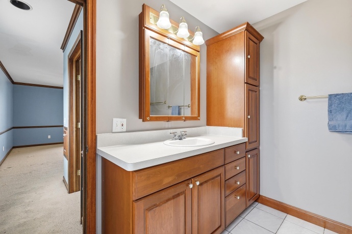 11516 Loran, MOUNT CARROLL, Illinois 61053, 5 Bedrooms Bedrooms, ,3 BathroomsBathrooms,House,For Sale,Loran,202603506