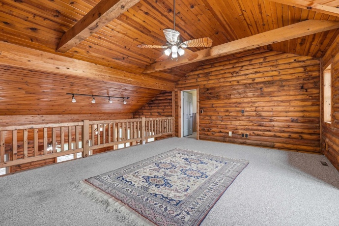 11516 Loran, MOUNT CARROLL, Illinois 61053, 5 Bedrooms Bedrooms, ,3 BathroomsBathrooms,House,For Sale,Loran,202603506