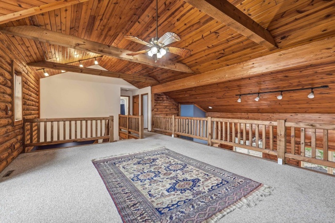 11516 Loran, MOUNT CARROLL, Illinois 61053, 5 Bedrooms Bedrooms, ,3 BathroomsBathrooms,House,For Sale,Loran,202603506
