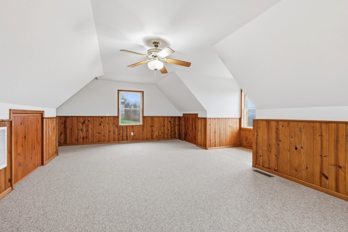 11516 Loran, MOUNT CARROLL, Illinois 61053, 5 Bedrooms Bedrooms, ,3 BathroomsBathrooms,House,For Sale,Loran,202603506