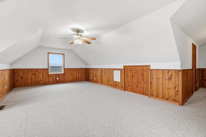 11516 Loran, MOUNT CARROLL, Illinois 61053, 5 Bedrooms Bedrooms, ,3 BathroomsBathrooms,House,For Sale,Loran,202603506